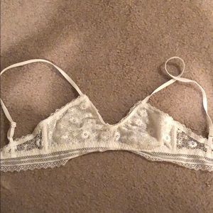 VS Lace Bralette